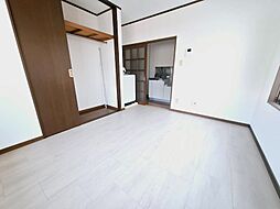 居間