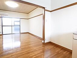 居間
