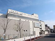 足立区立足立小学校（388m）