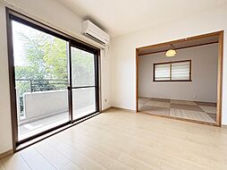 居間