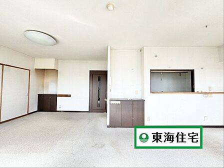 全居室6帖以上のゆとりある3LDKで、ワークスペースや子ども部屋も確保しやすい間取り。
