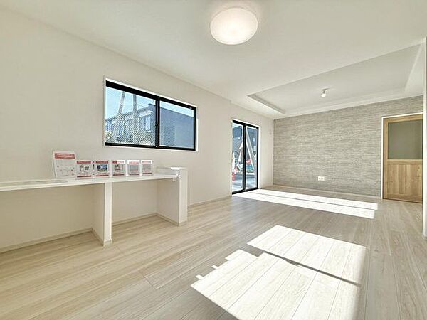 リビング/ダイニングを拡大表示