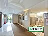 エントランス：17帖リビングダイニングキッチン｜家族が集まる広々空間