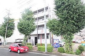 エスパシオ鳥居東  ｜ 愛知県名古屋市中村区鳥居通5丁目27-1（賃貸マンション1LDK・1階・49.72㎡） その1