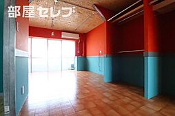 居間
