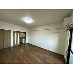 グランデール 2階1Kのリビング/ダイニング