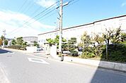 愛知県立松蔭高校 1845m