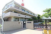 高蔵小学校 1067m