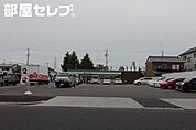 ファミリーマート横井一丁目店 777m