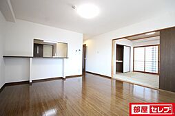 シーズンコート泰明町 4LDKの写真