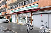 ローソンストア100港区入場店 233m