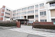 名古屋市立南陽東中学校 1212m