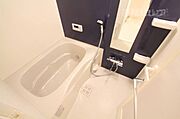 追い焚き・浴室乾燥機能付きです。