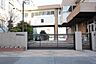 周辺：名古屋市立港西小学校 383m
