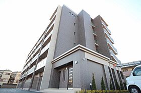 アルディエンテY&JII 206 ｜ 京都府京都市伏見区久我本町8-13（賃貸マンション1LDK・2階・42.00㎡） その1