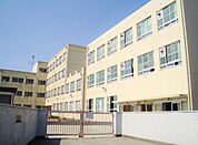 名古屋市立中小田井小学校（1350m）