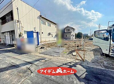 外観：4号棟外観写真 　　　平日の案内も可能です 　お気軽にお問い合わせください 