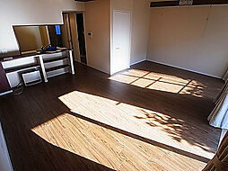 クリオ柏 103 1階2LDKのリビング/ダイニング