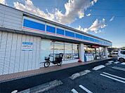 ローソン柏慈恵医大前店（200m）