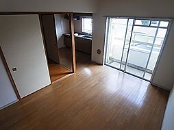 居間
