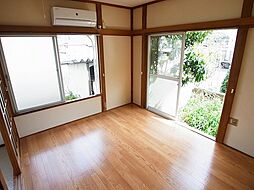 居間
