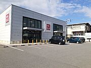 ユニクロ　石橋店まで400m