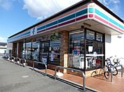 セブンイレブン 小山犬塚4丁目店（306m）