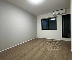 JR山陰本線 花園駅 徒歩4分の賃貸アパート 3階1Kのリビング/ダイニング