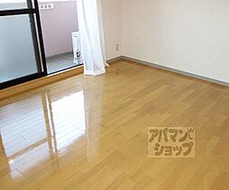 ポールスタラ 205 2階1DKのリビング/ダイニング