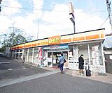 デイリーヤマザキＪＲ山崎駅前店まで750m