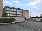 中学校「津市立橋北中学校まで1089ｍ」