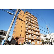 ラ・ベルビュー 1C ｜ 三重県津市江戸橋1丁目（賃貸マンション1K・1階・26.40㎡） その1