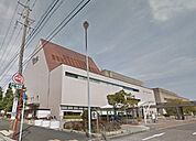 ドラックストア「スギ薬局津港町店まで857ｍ」