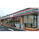 コンビニ「セブンイレブン津市藤方店まで425ｍ」