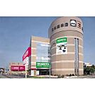 ホームセンター「（株）岡本総本店津店まで1066ｍ」