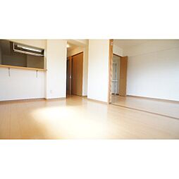 メゾン・ド・ルミエール 308 3階1LDKのリビング/ダイニング