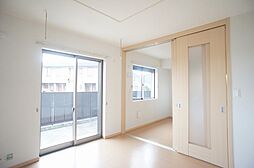 メゾン・ド・ユウナ 101 1階2DKのリビング/ダイニング