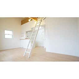 ブランシェ 201 2階1LDKのリビング/ダイニング