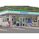 コンビニ「ファミリーマート津栄町二丁目店まで1151ｍ」