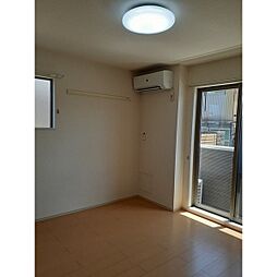 エーデル・アベニュー 101 1階ワンルームの寝室