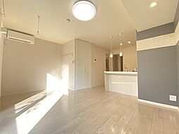 ベレオ　ファスト 302 3階ワンルームのリビング/ダイニング