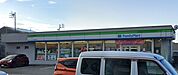 コンビニ「ファミリーマート四日市日永店まで424ｍ」