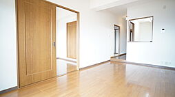 ＶＩＡ　ＥＭＩＬＩＡ 6B 6階3LDKのリビング/ダイニング