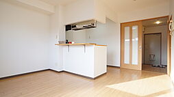 ルミエール栄 207 2階2LDKのリビング/ダイニング