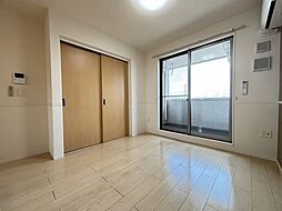 ビギニング 203 2階2LDKのリビング/ダイニング