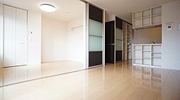 グランディール　Ｃ棟 202 2階1LDKのリビング/ダイニング