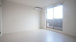 ラヴニール 202 2階1Kのリビング/ダイニング