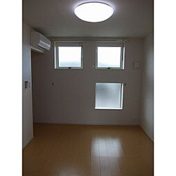 アプレンデールI 201 2階1LDKのリビング/ダイニング