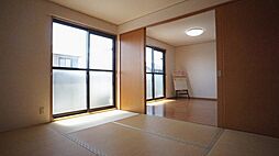 グリーンヒル高岡台B棟 3LDKの写真