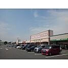 マックスバリュ鈴鹿中央店まで898m